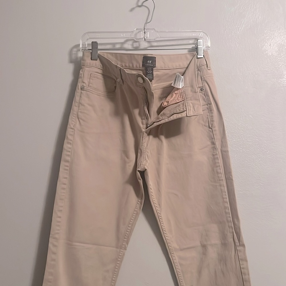 H&M pants 98% cotton 2% elastane. slim fit boys size 29